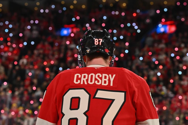 Crosby takto pochválil Slafkovského